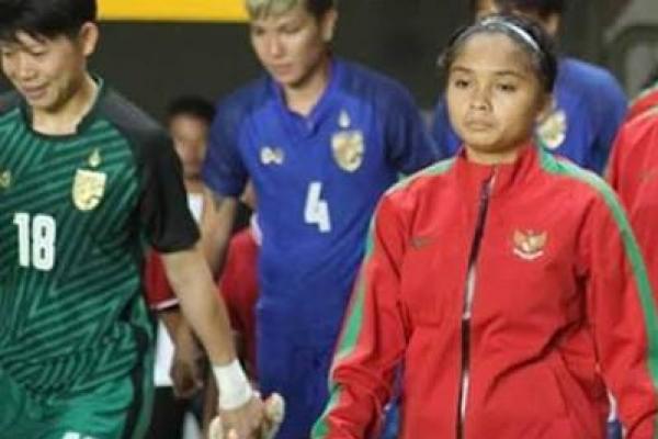 Sebelumnya, timnas putra Indonesia mengalahkan tim dari China Taipei dengan skor yang sama 4-0 lewat aksi memukau Stefano Lilipaly yang mencetak dua gol dalam pertandingan tersebut.