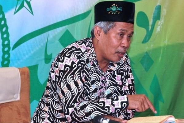 Menko Luhut memintanya membantu pemerintah menjelaskan kepada masyarakat, terkait status gempa bumi di Lombok