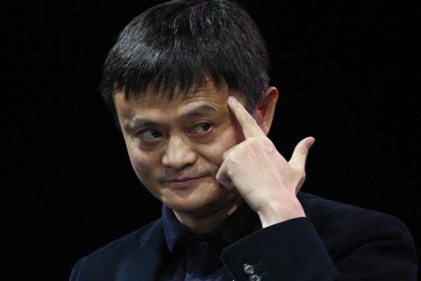Raksasa e-commerce Tiongkok, Alibaba, mencatat rekor penjualan sebesar $ 1 miliar dalam 85 detik pertama dari hari belanja terbesarnya.