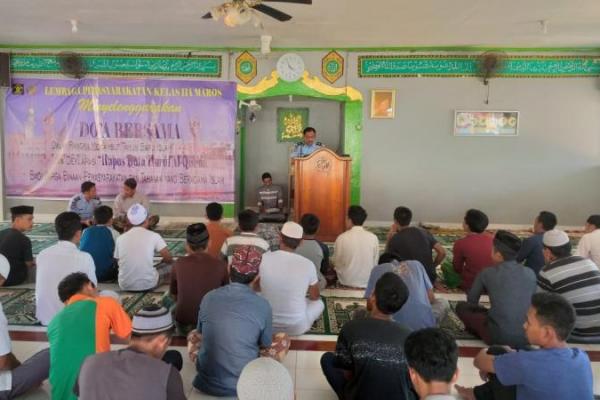 Amran mengemukakan bahwa edukasi melek huruf Al-Qur`an ini merupakan program pembinaan kepribadian dalam bentuk pendidikan spiritual.