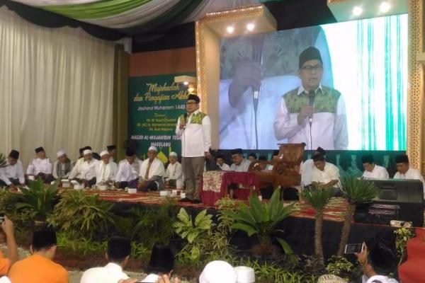Memperingati malam detik-detik tahun baru Islam yang jatuh pada tanggal 1 Muharram 1440 H/ 11 September 2018, Wakil Ketua MPR RI Muhaimin Iskandar (Cak Imin) menghadiri dan mengisi beberapa rangkaian kegiatan di kota Magelang, Jawa Tengah, Senin (10/9/2018)