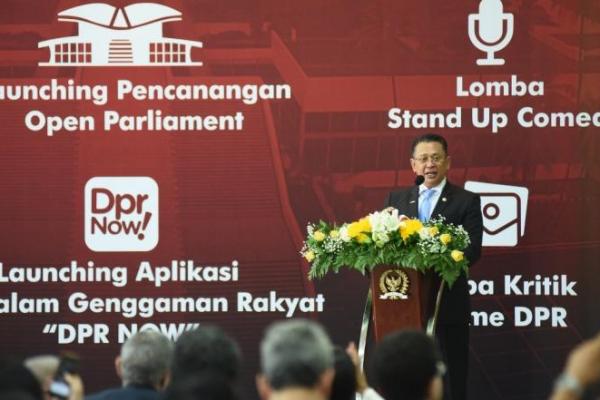 Ketua DPR RI Bambang Soesatyo (Bamsoet) bersyukur aplikasi DPR NOW! yang diluncurkan tanggal 29 Agustus 2018, sejauh ini bekerja dengan sangat memuaskan.