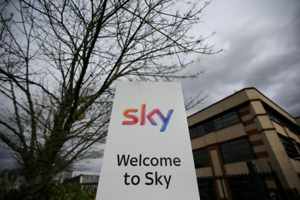 Dengan 23 juta pelanggan dan hak siar Liga Inggris musim ini, Sky menjadi salah satu perusahaan TV yang dinilai paling menguntungkan dan kuat di Eropa.