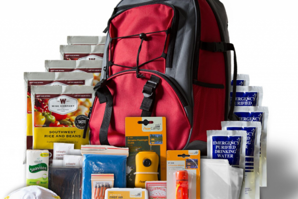 Salah satu caranya adalah mempersiapkan diri dengan tas siaga bencana atau Emergency Preparedness Kit.