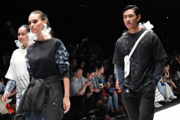 Akan tampil sebanyak 2.800 koleksi dalam 72 peragaan busana Jakarta Fashion Week 2020, siapa sajakah?