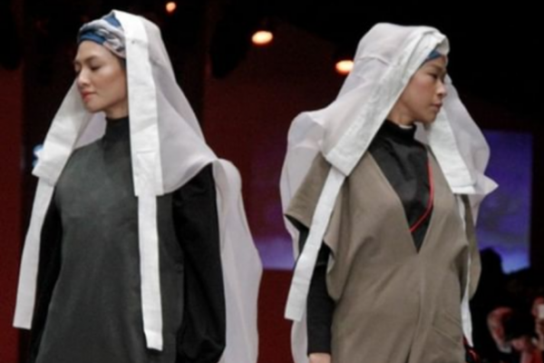 Sudah lama Indonesia dan Korea memiliki koneksi khusus dalam hal budaya, termasuk juga dengan fashion. 