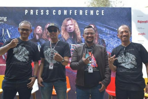 JogjaROCKarta menghadirkan megabintang musik trash metal, Megadeth bersama band rock lokal yang akang mengguncang Yogyakarta besok.