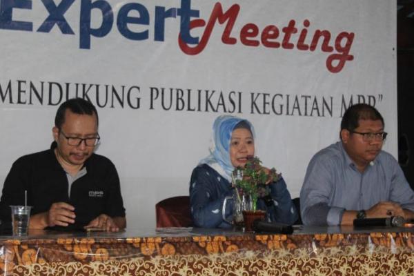 Biro Humas MPR menggelar media expert meeting untuk mendapatkan masukan dari kalangan awak media bagi evaluasi pemberitaan publikasi kegiatan MPR.