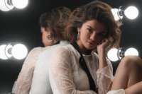 Tak Lagi `Single Soon`, Selena Gomez Pacaran dengan Benny Blanco