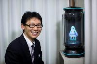 Kelamaan Jomblo, Pria Jepang Nikahi Hologram
