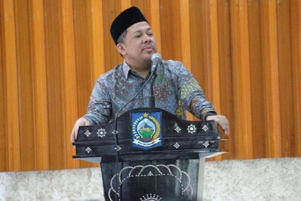 Fahri menegaskan akan terus mengkritik karena Presiden Joko Widodo menghargai kritikan dari siapapun, termasuk dirinya