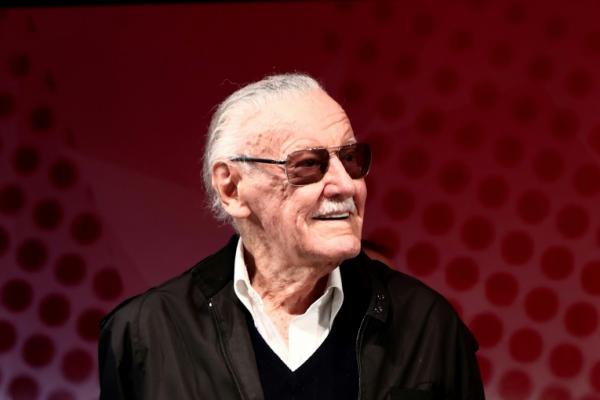 Stan Lee, sosok yang berjasa membesarkan Marvel, meninggal dunia di usia 95 tahun, setelah berjuang melawan penyakit dalam beberapa tahun terakhir.