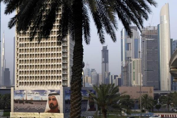 Beberapa bank dan bisnis lainnya sudah diperintahkan tidak melakukan kesepakatan dengan perusahaan Qatar, karena UAE, Arab Saudi, Bahrain dan Mesir boikot Qatar pada Juni 2017.