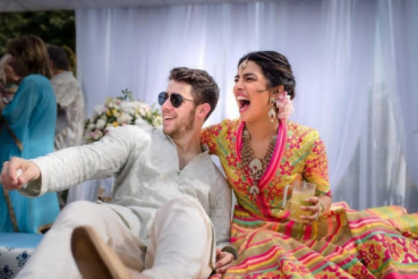 Pernikahan Priyanka Chopra dan Nick Jonas menjadi perhelatan gabungan pesohor Hollywood - Bollywood di penghujung tahun ini.
