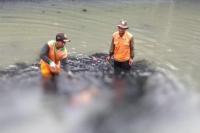 Shock, Petugas Kebersihan Temukan Mayat Laki-Laki di Kali Sunter