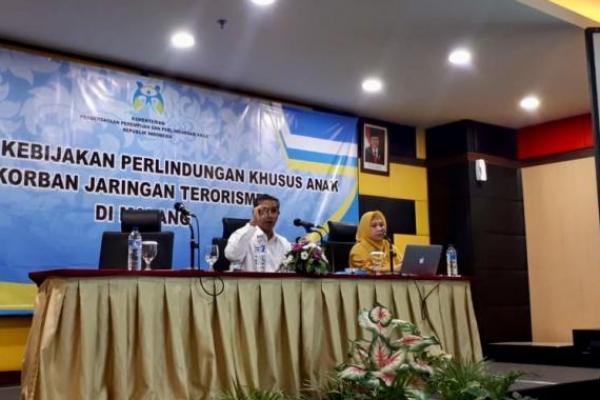 Sebanyak 1.800 anak dari 500 orang pelaku tindak terorisme di Indonesia membutuhkan perlindungan.