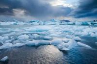 Lapisan Es Greenland Meleleh Ancam Kenaikan Air Laut