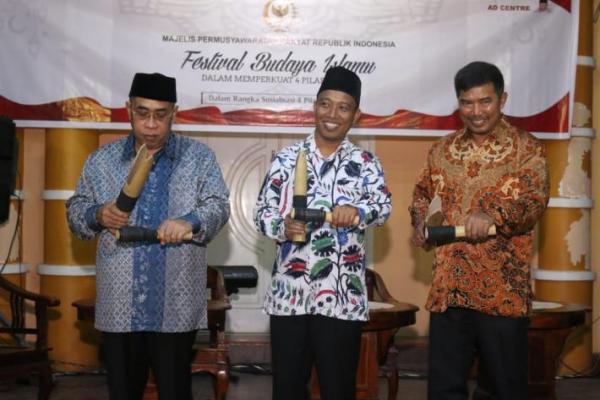 Sekretariat Jenderal MPR RI bekerjasama dengan Yayasan AD Centre Provinsi Gorontalo dalam rangka Sosialisasi Empat Pilar MPR menggelar ‘Festival Budaya Islam