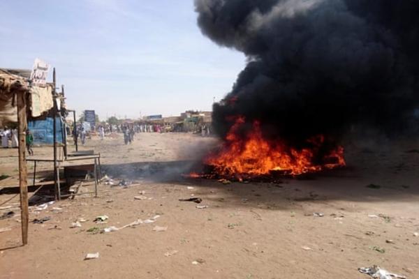 Beberapa negara bagian Sudan dilanda aksi protes sejak Rabu, menentang kenaikan harga, inflasi.