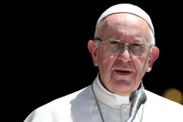 Pemimpin spiritual umat Katolik, Paus Fransiskus menyindir prospoal perdamaian Palestina-Israel, yang dia anggap tidak adil bagi kedua negara.