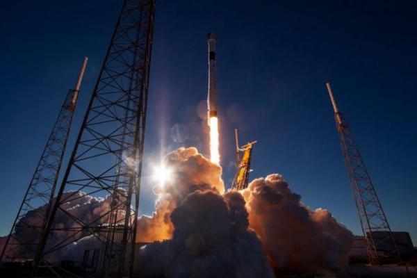 Roket SpaceX milik Elon Musk mengalami kelainan pada salah satu kapsul Crew Dragon-nya, saat melakukan tes mesin