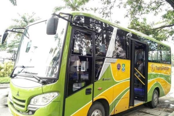 Hallo warga Bekasi, Pemerintah Kota Bekasi memberikan bus TransPatriot yang bisa digunakan untuk transportasi Anda secara gratis.