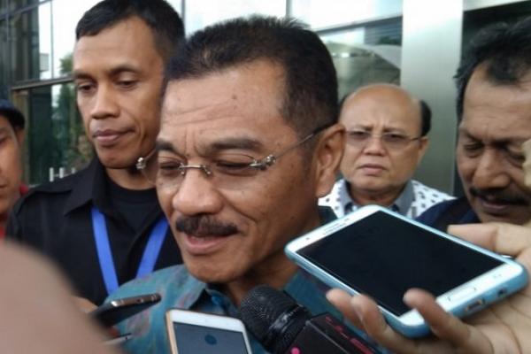 KPK menjadwalkan pemeriksaan terhadap mantan Mendagri Gamawan Fauzi dalam kasus korupsi pembangunan Gedung Institut Pemerintahan Dalam Negeri (IPDN) di Rokan Hilir, Riau pada Kemendagri.