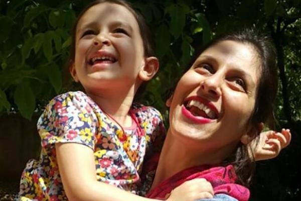 Pemerintah Iran telah membatasi panggilan telepon dari penjara pekerja amal Nazanin Zaghari-Ratcliffe yang ditahan setelah dia mengumumkan rencana untuk melakukan mogok makan.