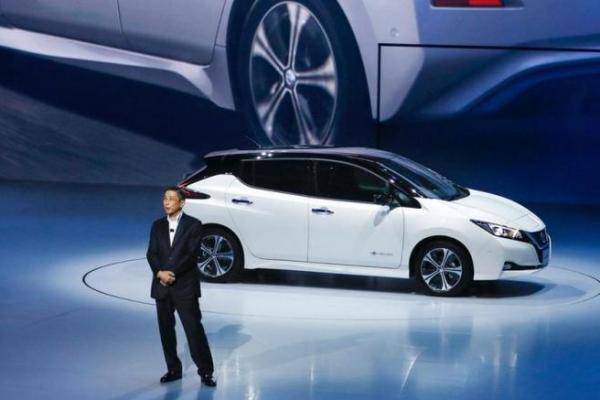 Perusahaan mobil asal Jepang, Nissan meluncurkan versi baru mobil listrik Leaf-nya setelah menunda peluncurannya di tengah kejutan penangkapan mantan ketua Carlos Ghosn.