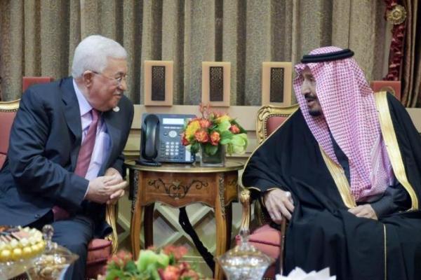 Raja Salman dan Abbas membahas situasi politik Palestina saat ini dan bahaya yang dihadapi warga Palestina, terutama yang menyangkut Yerusalem.