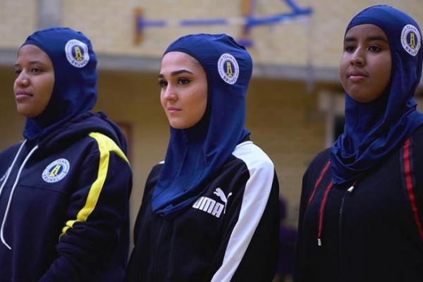 Universitas terpaksa membuat jilbab setelah melihat kurangnya partisipasi perempuan dalam program olahraganya.