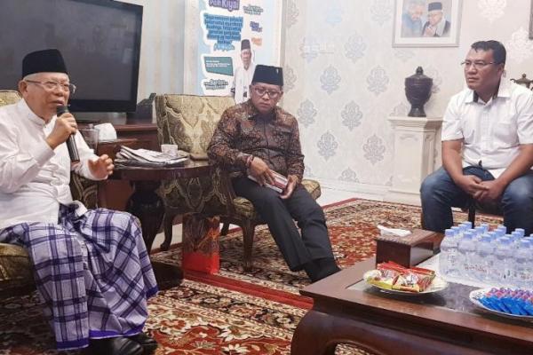 Sekretaris TKN Hasto Kristiyanto berkunjung ke rumah KH Ma`ruf Amin membahas rencana safari ke Aceh