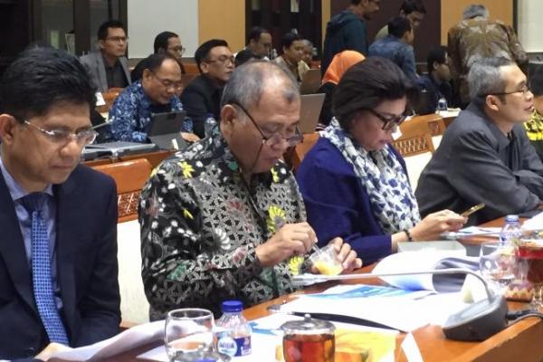Komisi Pemberantasan Korupsi (KPK) akan menemui Presiden Jokowi di Istana Negara, Rabu (13/3).