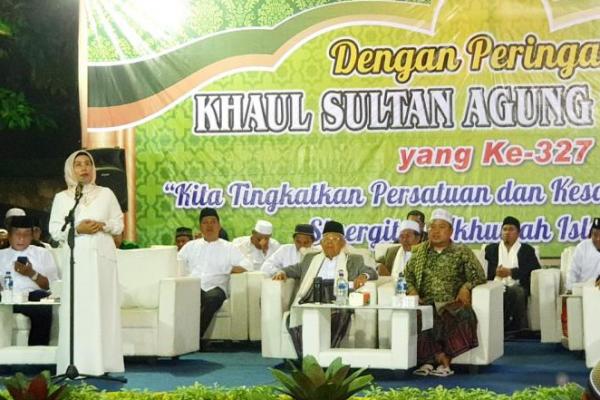Bupati Serang, Ratu Tatu Chasanah mengajak warga Banten untuk solid mendukung putra daerah Banten, KH Ma`ruf Amin pada Pilpres 2019.
