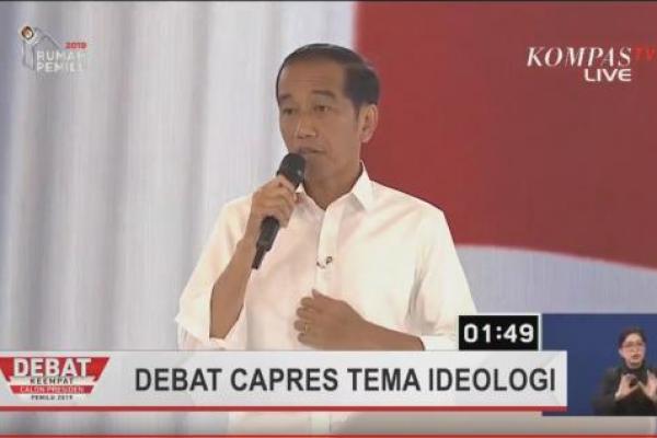 Jokowi mengaku dituding sebagai penganut Partai Komunis Indonesia (KPI) selama 4,5 tahun.