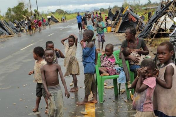 Menurut laporan itu, Kamp pengungsi berada di pinggiran Kota Chipinge dekat perbatasan dengan Mozambik, yang kondisinya sangat rusak akibat Topan Idai.