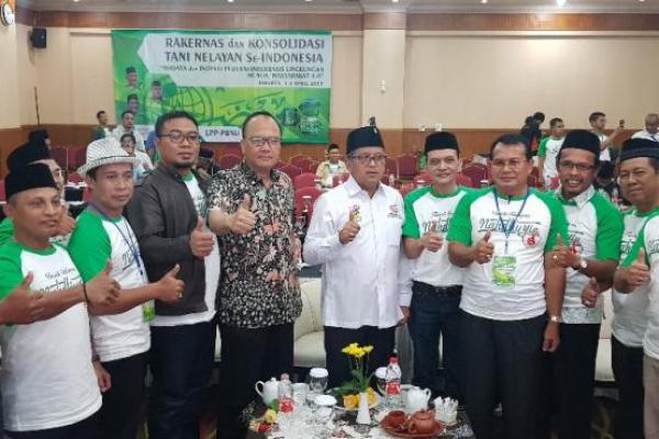 TKN 01 mengajak anggota Gerakan Tani Nelayan Nusantara langsung bergerak ke bawah, bersama seluruh komponen masyarakat memilih pemimpin pro rakyat yang tercermin dalam diri Jokowi dan KH Ma`ruf Amin.