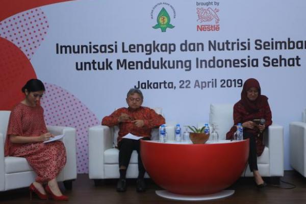 Ikatan Dokter Anak Indonesia mendukung tumbuh kembang anak sehat dan optimal melalui pemberian imunisasi dan nutrisi seimbang.