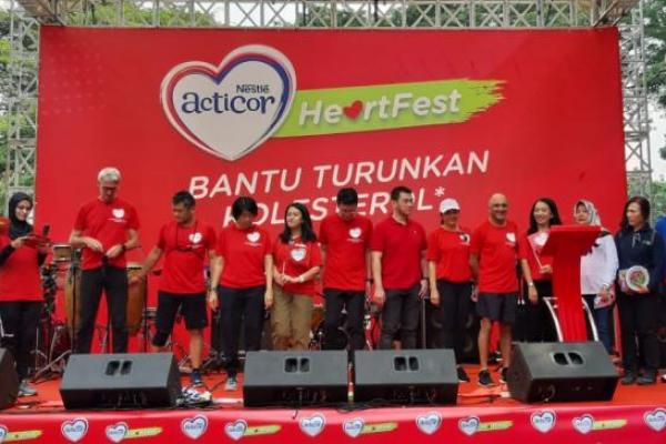 Untuk memperkenalkan Nestlé Acticor, Nestlé Indonesia mengadakan gerakan #LiveHeartFirst yang bertujuan mengajak konsumen muda, khususnya yang memasuki usia 30 tahun