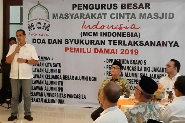 Organisasi Masyarakat Cinta Masjid meminta semua pihak untuk tidak berusaha melakukan pelemahan terhadap KPU.