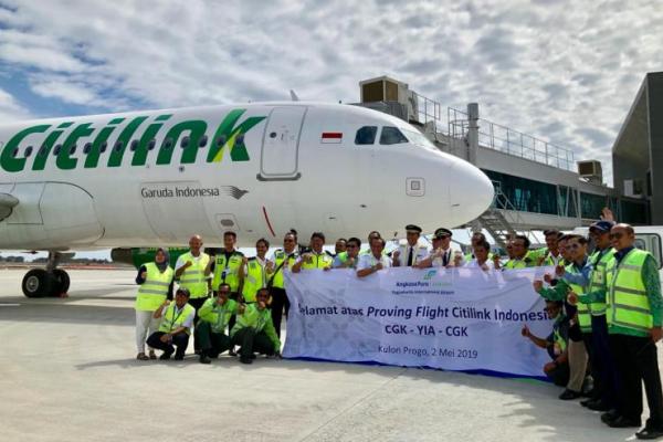 Pesawat tersebut melakukan penerbangan komersial perdana pada 28 Desember 2019 dengan rute domestik yaitu Cengkareng - Denpasar dengan nomor penerbangan QG 9684