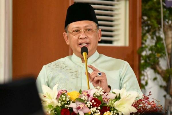Ketua DPR RI Bambang Soesatyo (Bamsoet) menghimbau di Ramadhan bulan penuh berkah ini, masyarakat tetap tenang dan tidak mudah terprovokasi.