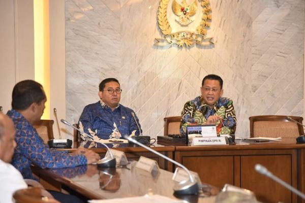 Ketua DPR RI Bambang Soesatyo (Bamsoet) menegaskan sisa waktu masa jabatan anggota DPR RI yang tinggal beberapa bulan lagi, tidak membuat semangat dan kinerja DPR mengendor.