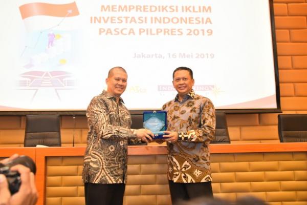 Ketua DPR RI Bambang Soesatyo menegaskan upaya memacu pertumbuhan ekonomi nasional tidak cukup hanya mengandalkan pengeluaran pada sektor publik. Terlebih, kemampuan fiskal pemerintah saat ini sangat terbatas.