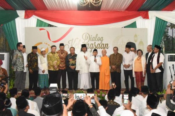Wakil Ketua MPR Muhaimin Iskandar menggelar Dialog Kebangsaan dan Buka Puasa Bersama di Rumah Dinas Widya Chandra, Jakarta, Sabtu (18/5/2019).
