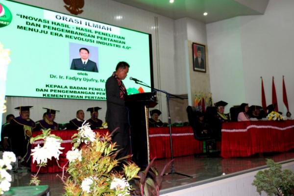 Fadjry menambahkan, sebagai lembaga riset di bawah Kementan, Balitbangtan memiliki peran strategis dalam konstelasi pembangunan pertanian nasional.