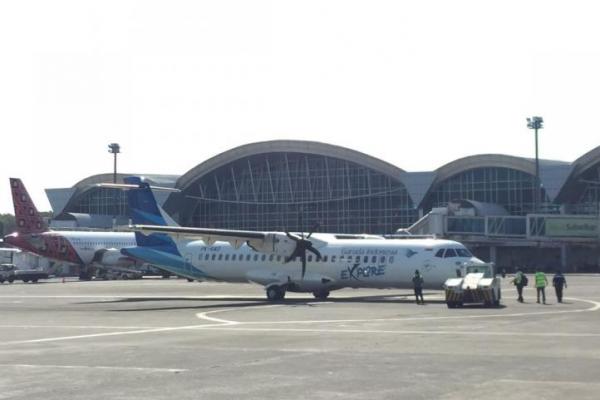 Maskapai Garuda Indonesia yang merupakan kelompok pelayanan full service menerapkan 100% dari TBA.