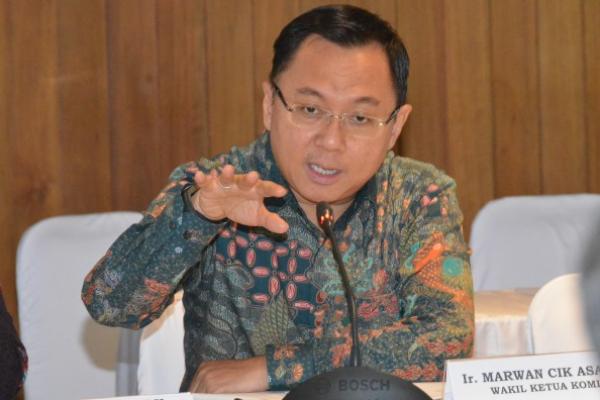 Komisi XI DPR RI memastikan kesiapan pihak perbankan dan industri keuangan Provinsi Jawa Timur dalam rangka memberikan pelayanan yang prima selama bulan suci Ramadan dan menjelang datangnya Hari Raya Idul Fitri.