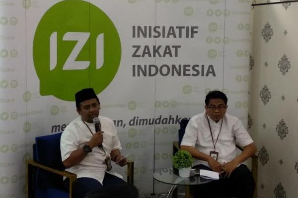 Inisiatif Zakat Indonesia (IZI) selama bulan Ramadan menyalurkan 8.832 paket melalaui program ekspedisi Ramadan kepada keluarga-keluarga yang kurang mampu di daerah-daerah pelosok