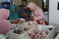 Kementan Operasi Pasar untuk Stabilkan Harga Cabai dan Bawang Merah